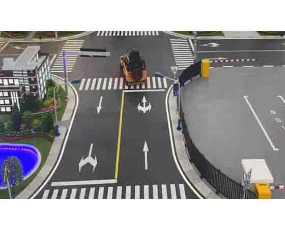 車路協(xié)同仿真沙盤及仿真車輛