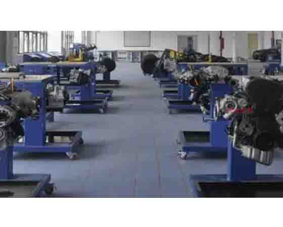 汽車實訓室文化：塑造行業(yè)未來，提升學生實踐與就業(yè)競爭力